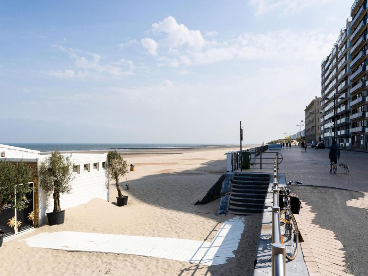 Le Boucanier - Omheinde Stacaravan Aan Zee Middelkerke Exterior foto